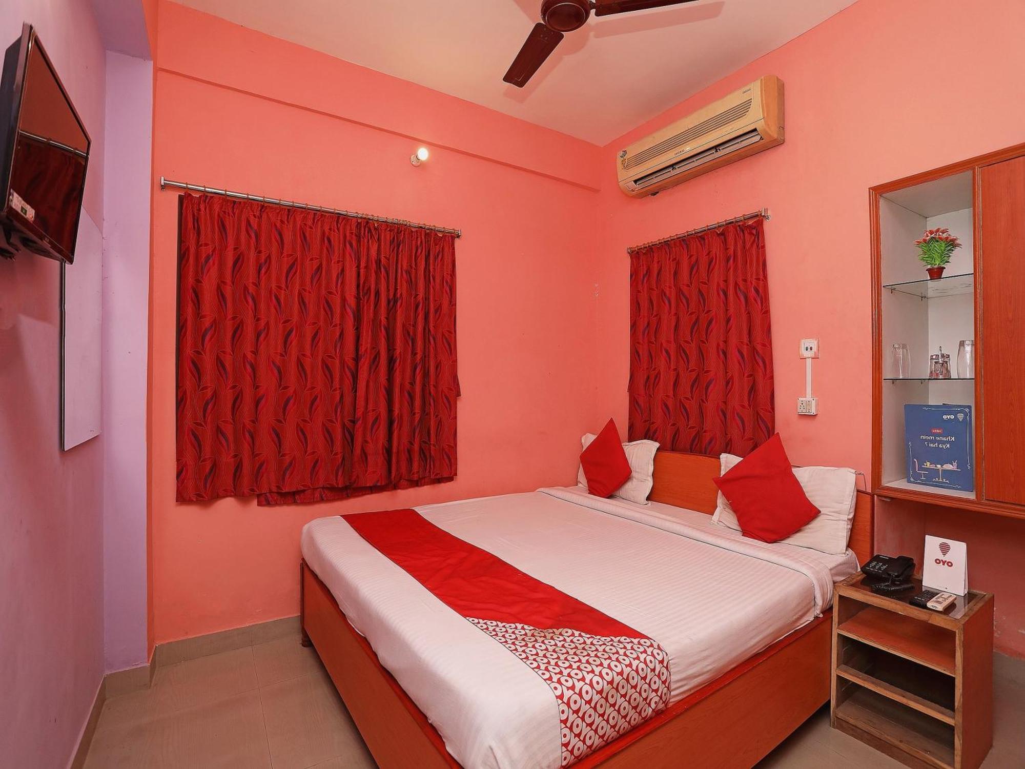 Silver Inn Near Acropolis Mall Kolkata Bagian luar foto