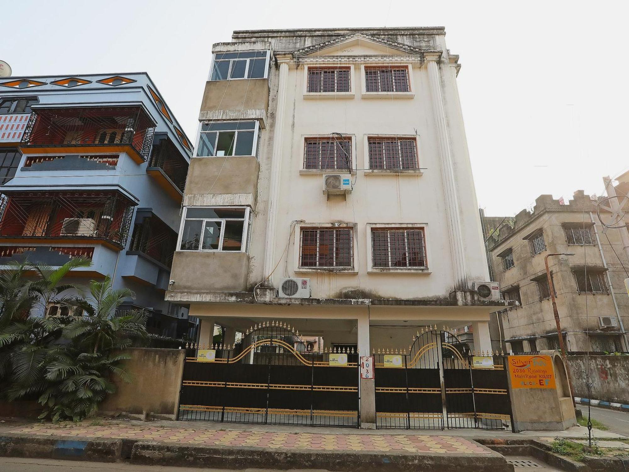 Silver Inn Near Acropolis Mall Kolkata Bagian luar foto