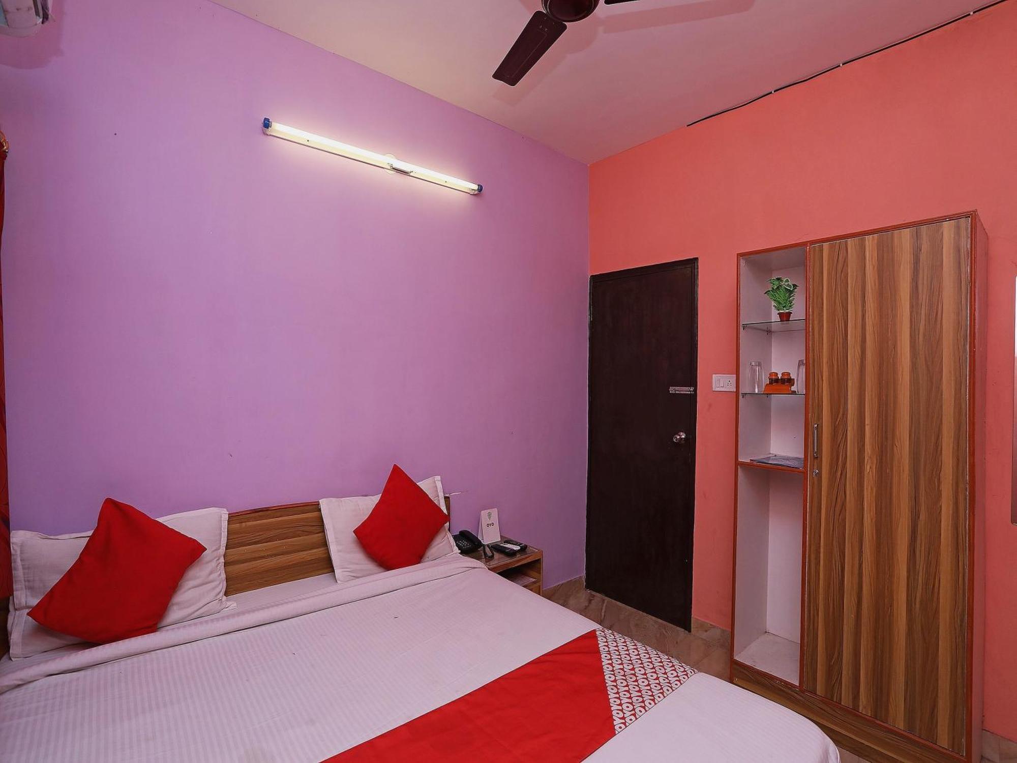 Silver Inn Near Acropolis Mall Kolkata Bagian luar foto